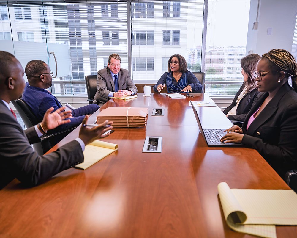 Howisezon Advisory Team